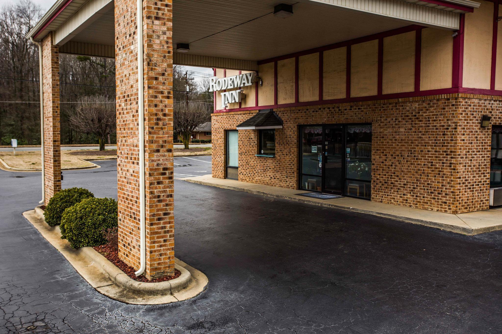 Rodeway Inn University Area Charlotte Dış mekan fotoğraf