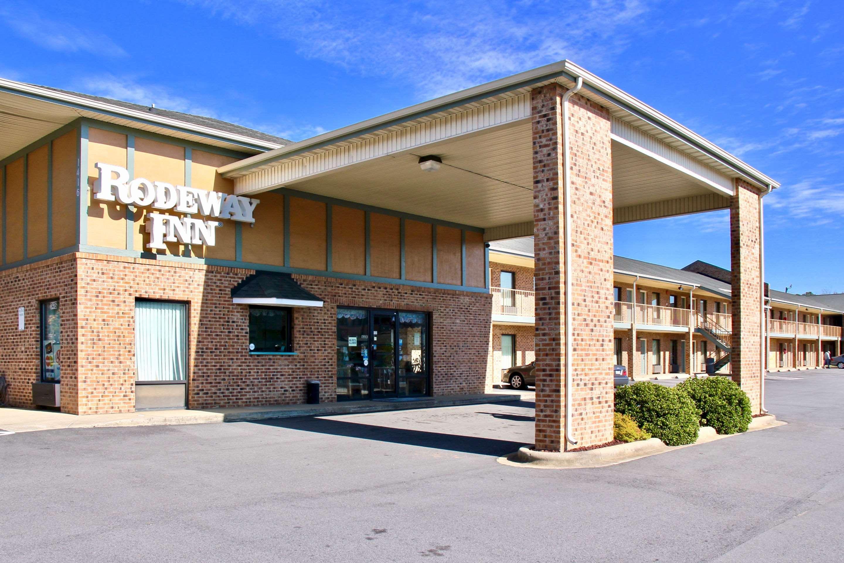 Rodeway Inn University Area Charlotte Dış mekan fotoğraf