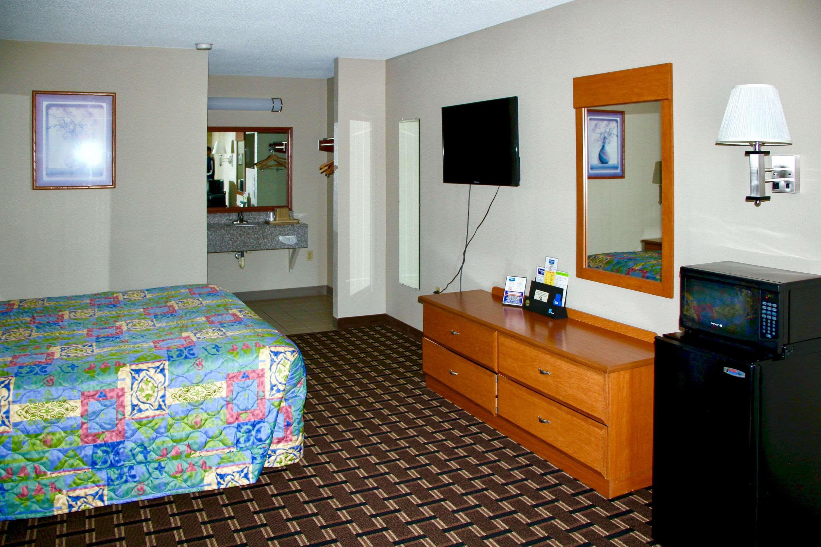 Rodeway Inn University Area Charlotte Dış mekan fotoğraf