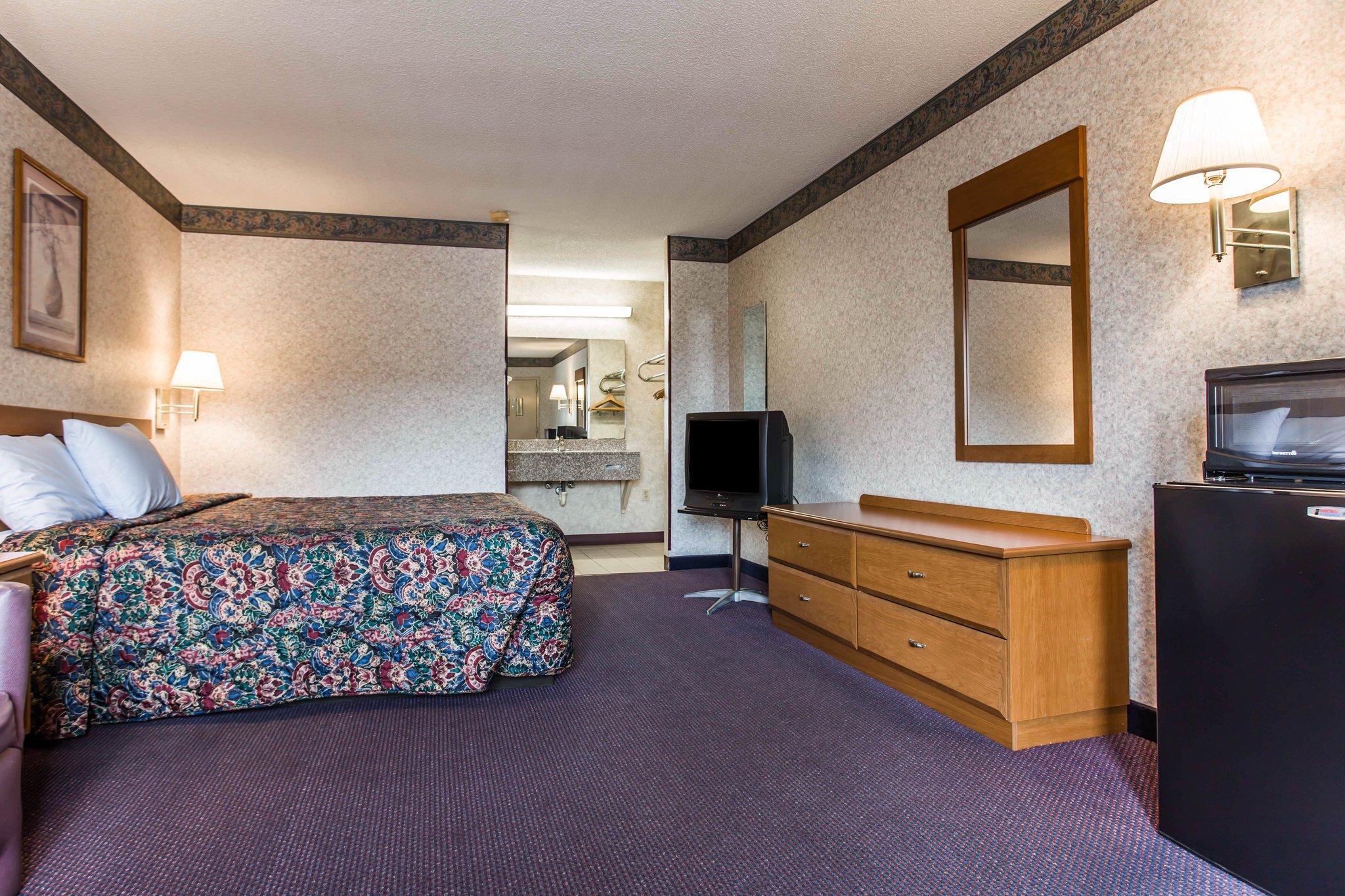 Rodeway Inn University Area Charlotte Dış mekan fotoğraf